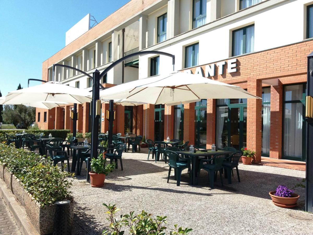 Meditur Hotel Pisa 미글리아리노 외부 사진