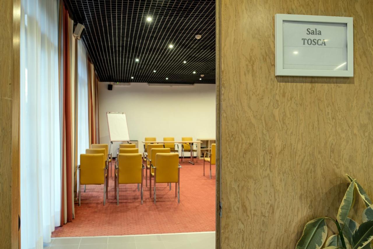Meditur Hotel Pisa 미글리아리노 외부 사진